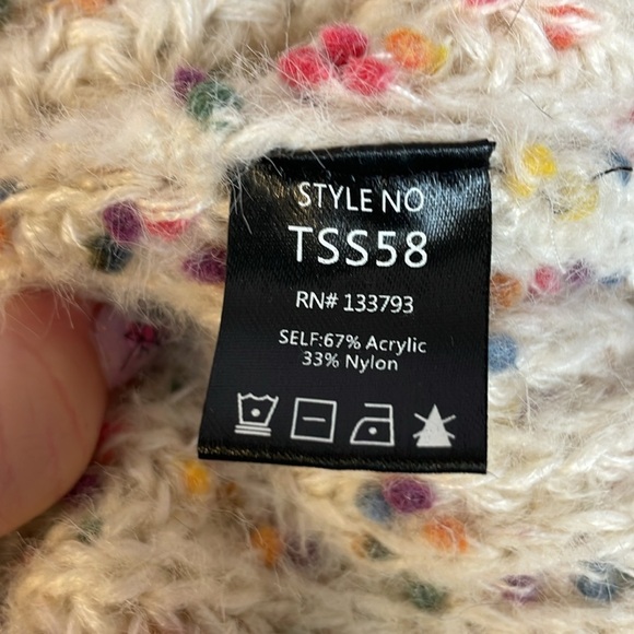 POL Distressed Speckled Confetti Knit Sweater size L - Picture 6 of 16